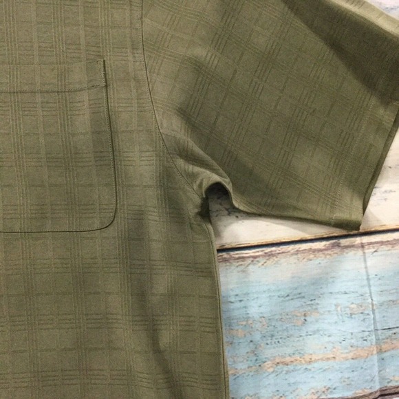 Tommy Bahama Mens Shirt Large Military Green Silk - Picture 5 of 10